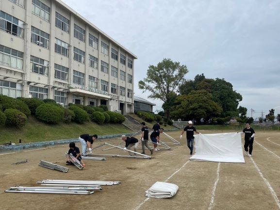 おやじの会　テントの片付け.jpg