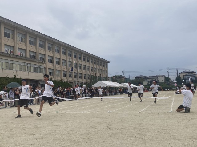 １００ｍ走